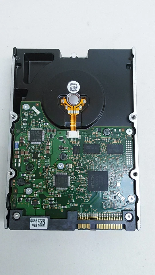 Hitachi HUS156060VLS600 600 GB 3.5" 15K SAS 2 Enterprise Hard Drive - Image 2 of 3