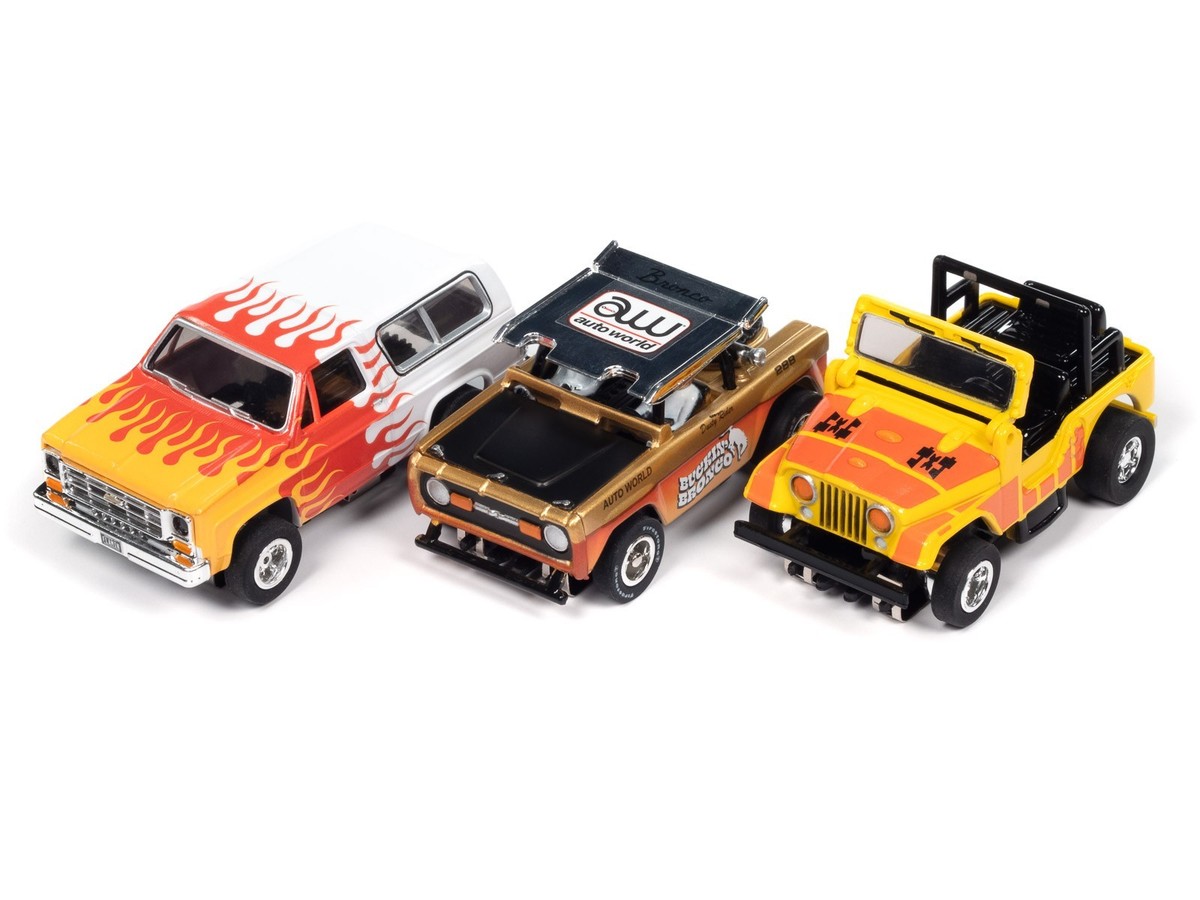 Auto World '72 Ford Baja Bronco Xtraction - Gold w/ Orange