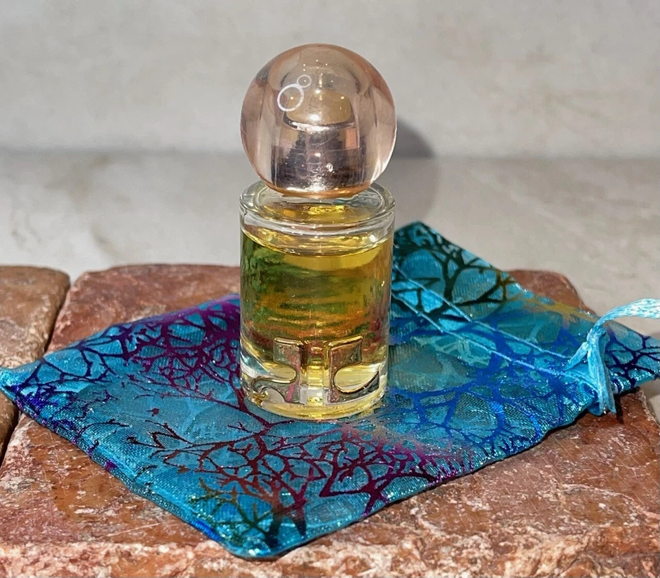 Perfume Sweet Courrèges de colección de Courrèges Parfums Mini .17 oz/5 ml EDT NUEVO EN CAJA Foto 4 de 4