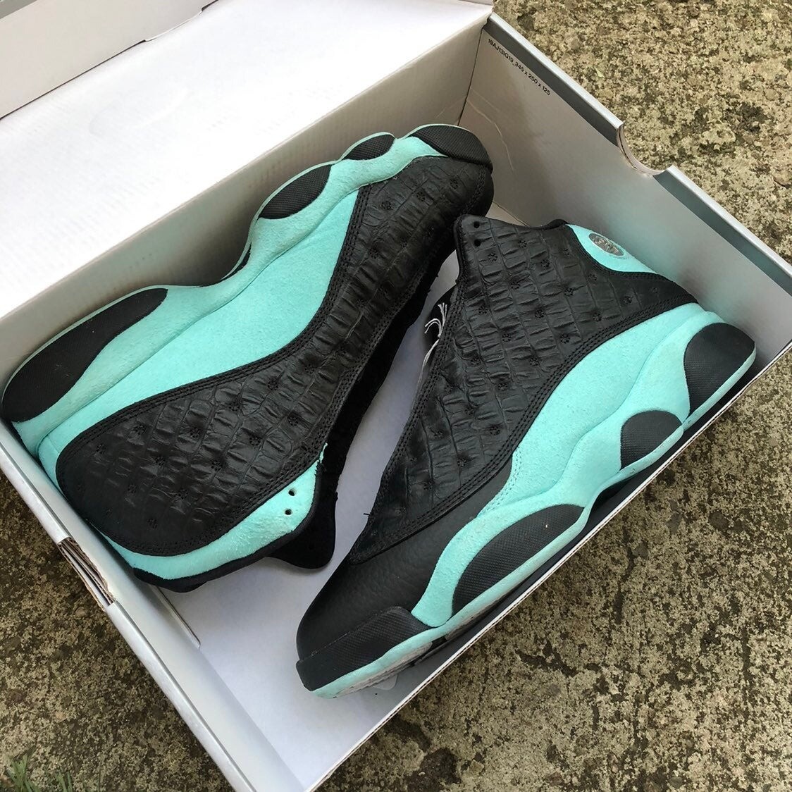 jordan retro 13 island green