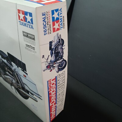 NEW TAMIYA 16038 1/6 Harley Davidson FLH1200 POLICE BIKE OPEN BOX