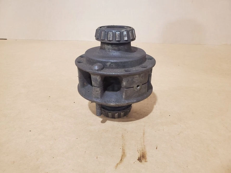 1928 - 1931 Ford Model A Differential A - 4205 - Image 2 of 4