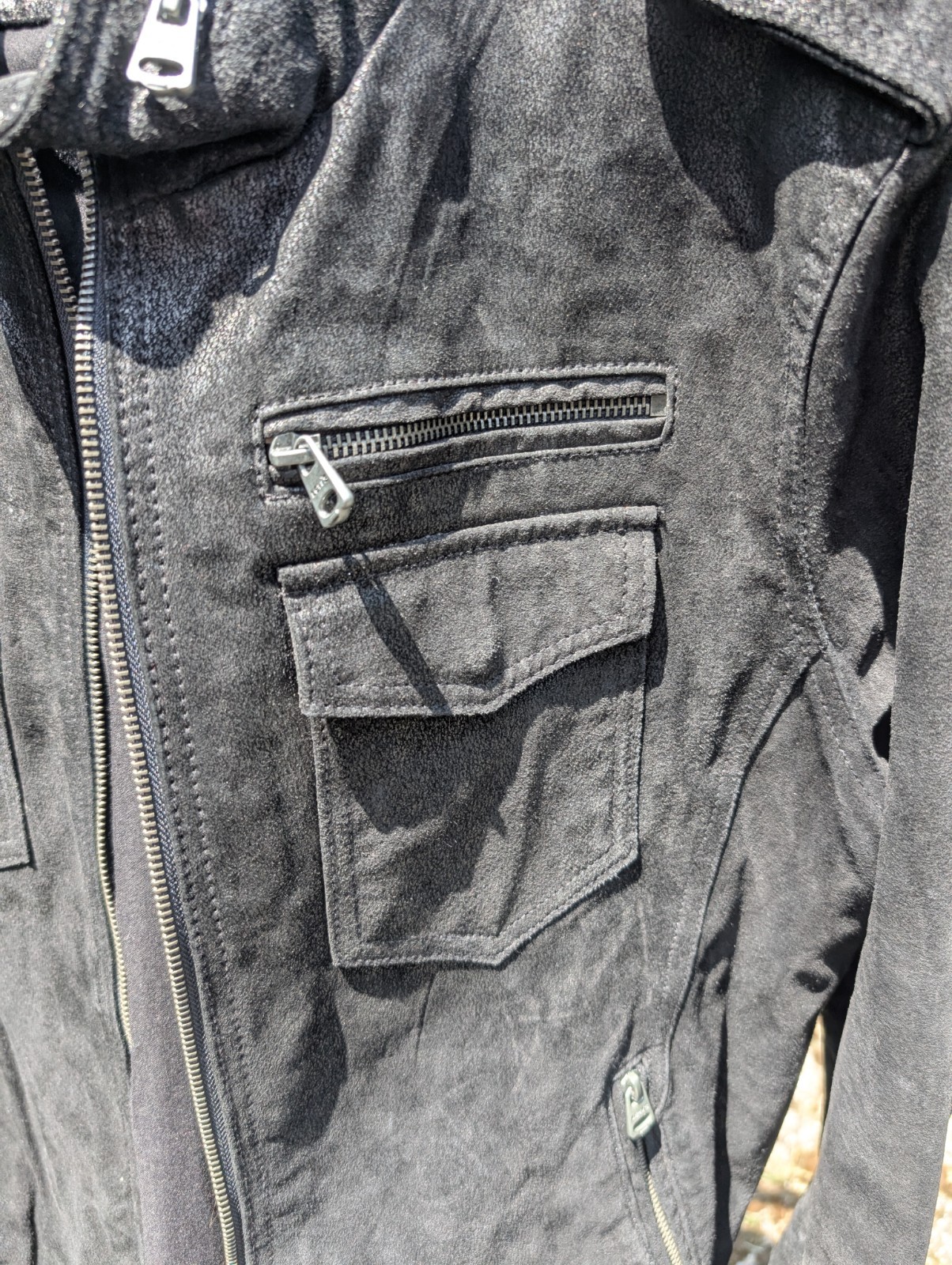 Picture 4 of 12