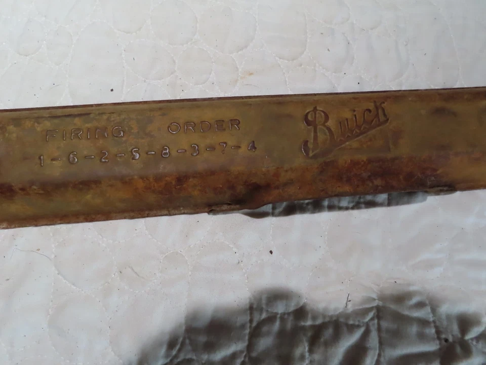 Protector de cubierta de cable de bujía 41-53 Buick recto 8 especial ¡Súper MUY BONITO!! Foto 3 de 4