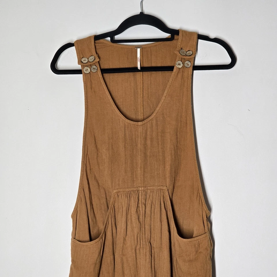 Mono mameluco pequeño Free People bañado por el sol de algodón plisado frente cintura imperio Foto 2 de 4