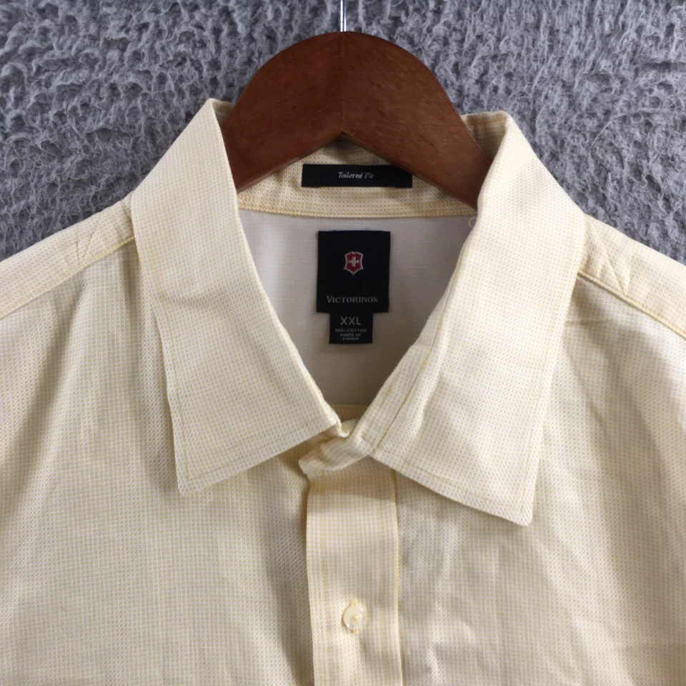 Camisa masculina Victorinox sob medida com botões XXL amarela manga longa colarinho casual - Imagem 3 de 4