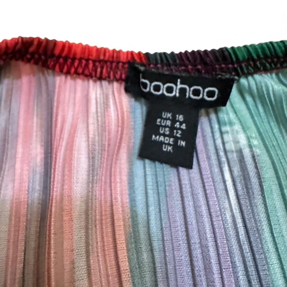 Romper Boohoo Abstrato Plisse Manga Flare, Tamanho 12 - Imagem 4 de 4