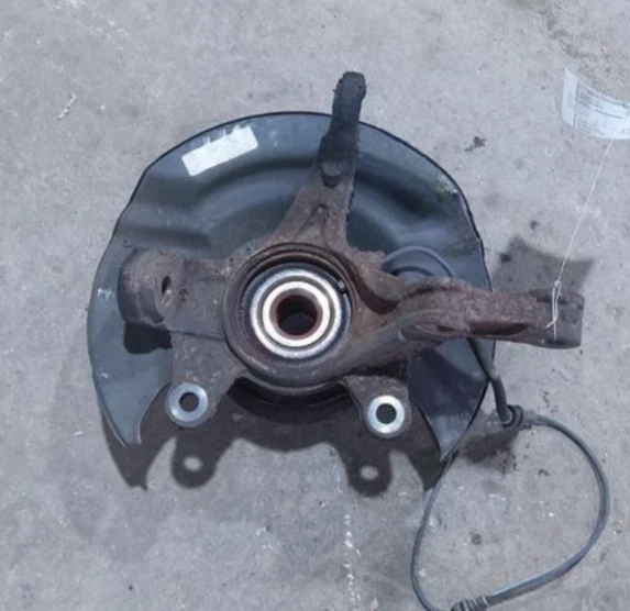 Conjunto de nudillo de husillo de mano izquierda delantera izquierda Acura RDX 2007-2012 OEM Foto 3 de 4