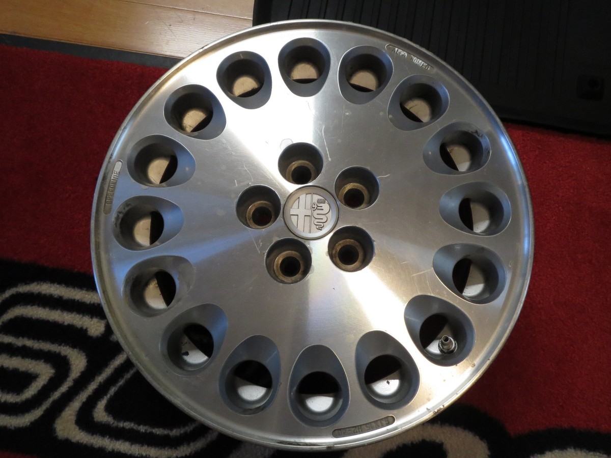ALFA ROMEO 164 アルファロメオ164 純正アルミホイール2本 6J×15H2-40 SPEEDLINE 195/65R15 中古USED長期保管品訳あり直接引き取り歓迎 Alfa Romeo 1994-95 164 LS 15