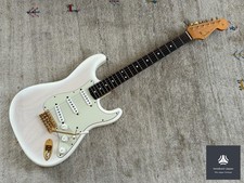 Guitare électrique vintage Fender Japan Stratocaster ST62-80SPL '99-'02