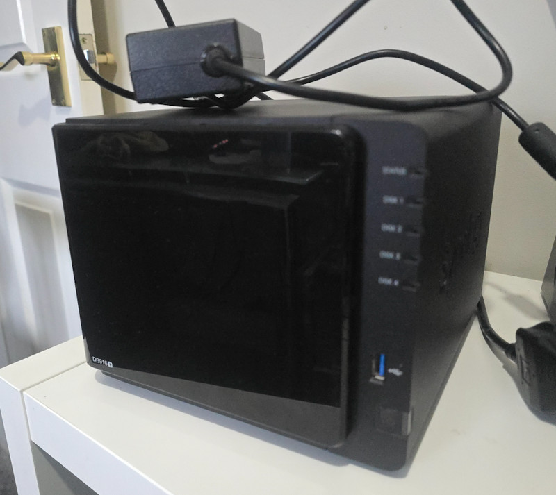 DiskStation Synology DS916+ 4-BAY NAS, 8GB RAM, Intel Quad-Core