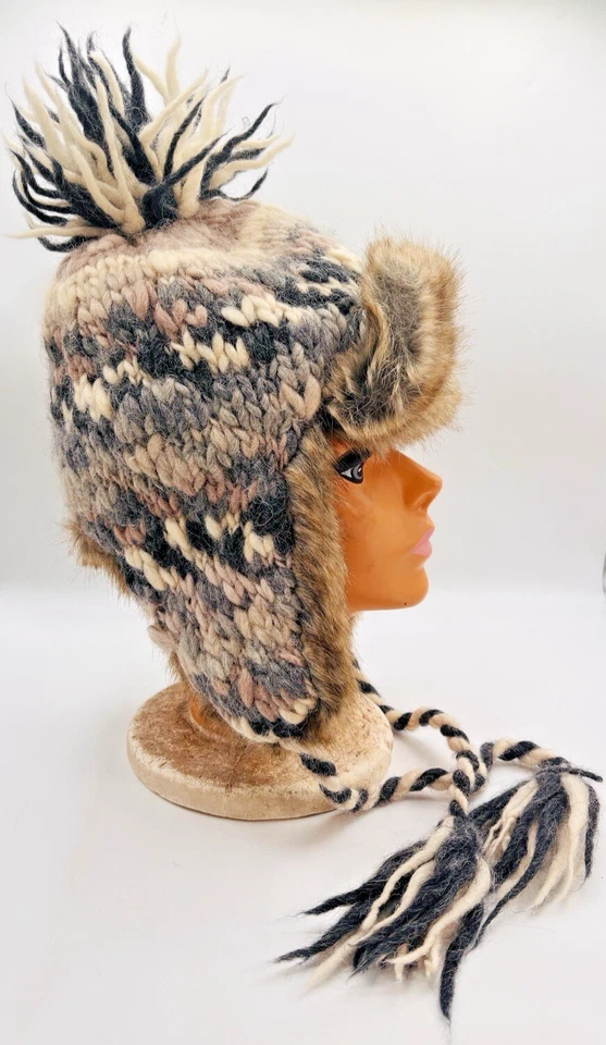 American Eagle Outfitters Trapper Hat Faux Fur Trim Fleece Cap Wool Knit Y2K VTG - Image 2 of 4
