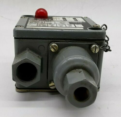 Interruptor de presión Allen-Bradley 836T-T253JX9 - Imagen 3 de 5