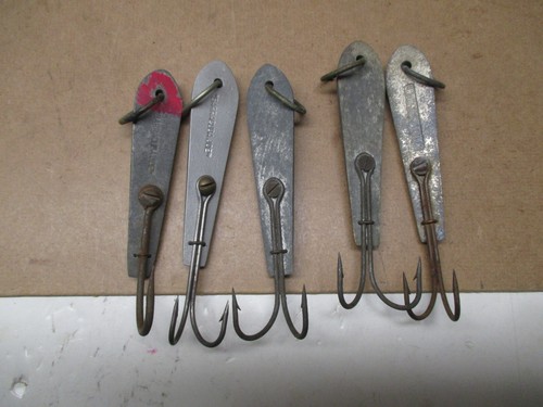 VINTAGE TUNA LURE ** 5- BARRACUDA JOE JIGS ****SURFACE JIGS **** - Picture 4 of 5