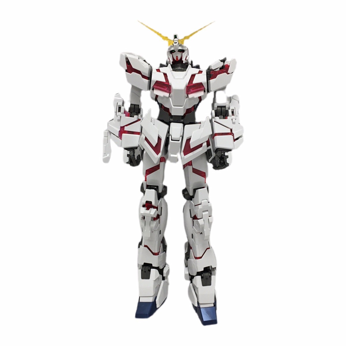 MG RX-0 UNICORN GUNDAM Full Psycho-Frame Prototype Mobile MG RX-0 UNICORN GUNDAM Full Psycho-Frame Prototype Mobile
