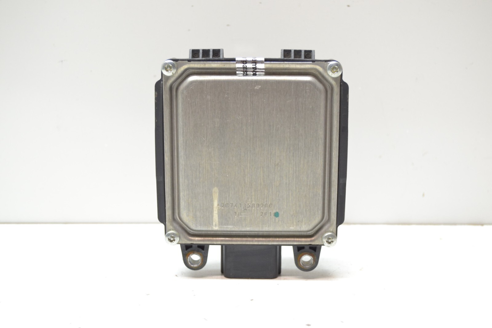 2017 -2021 MASERATI GHIBLI REAR LEFT SIDE BLIND SPOT RADAR SENSOR OEM 670101840