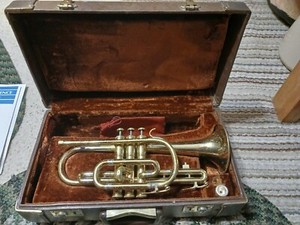 OLDS AMBASSADOR コルネット B♭ マウスピース付き OLDS AMBASSADOR コルネット B♭ マウスピース付き OLDS AMBASSADOR