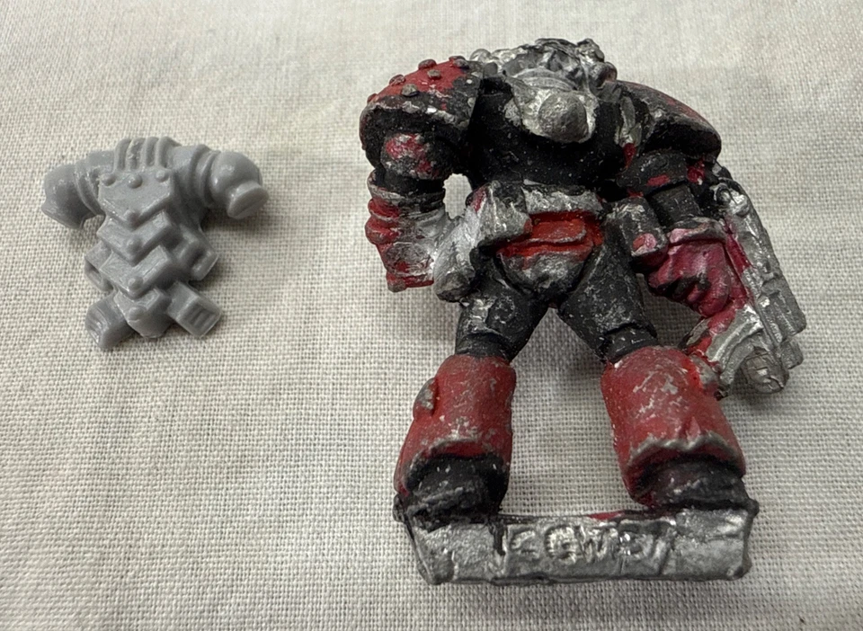 Rogue Trader RT01 Space Marine Brother Lustgarten Warhammer 40k Metal b 3g - Image 2 of 3