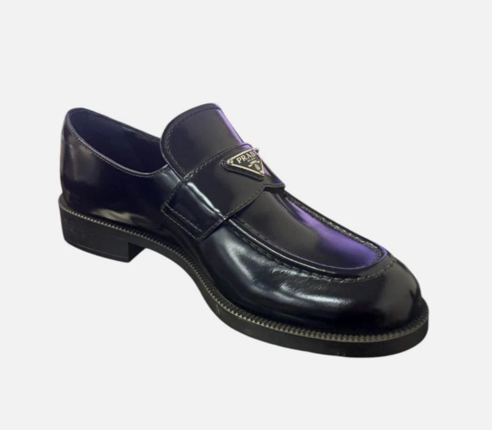 25+ PRADA Loafer Patent Leather Flats for Women for sale | Updated