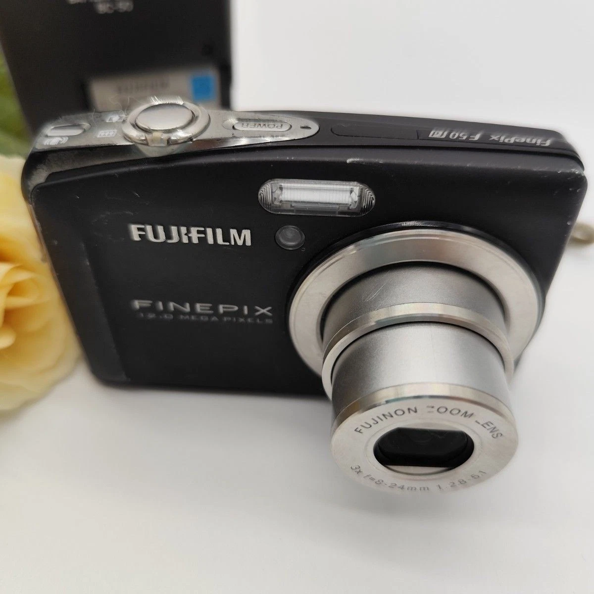 FUJIFILM FinePix F50fd コンパクトデジタルカメラ Amazon | FUJIFILM デジタルカメラ FinePix(ファインピックス) F50fd