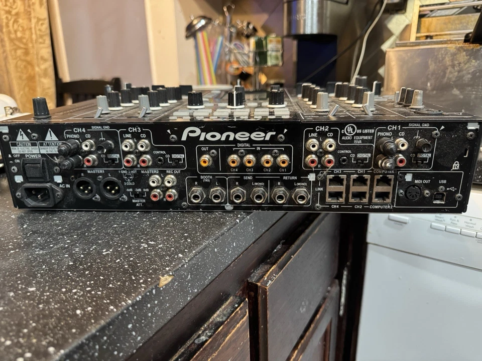 Pioneer DJM 2000 Nexus Mixer - Image 2 of 3