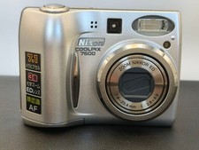 Nikon COOLPIX 7600 コンパクトカメラ【動作未確認】