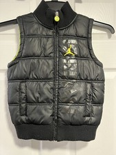 NIKE Air Jordan Youth Boys Puffy Vest  Size Small
