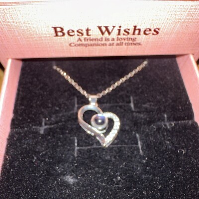 BEST WISHES RED ROSE +GOLDEN HEART NECKLACE A FRIEND IS A LOVING