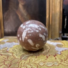 ancienne boule d escalier en marbre haussmannienne epoque fin XIXe