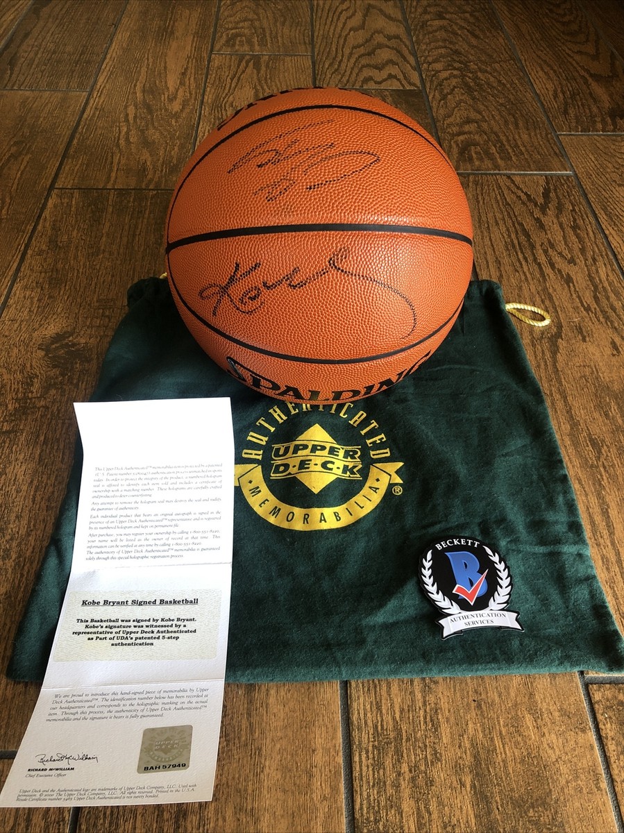 Lakers Kobe Bryant & Shaq Signed NBA Official Game Ball Upper Deck