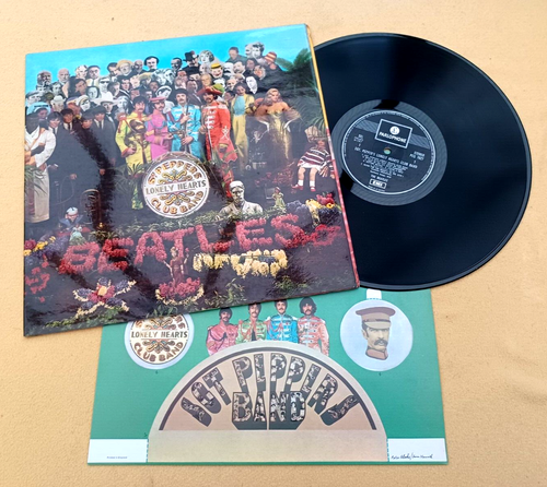 BEATLES " SGT PEPPER " SUPER 1 BOX EMI PRESS + INSERT