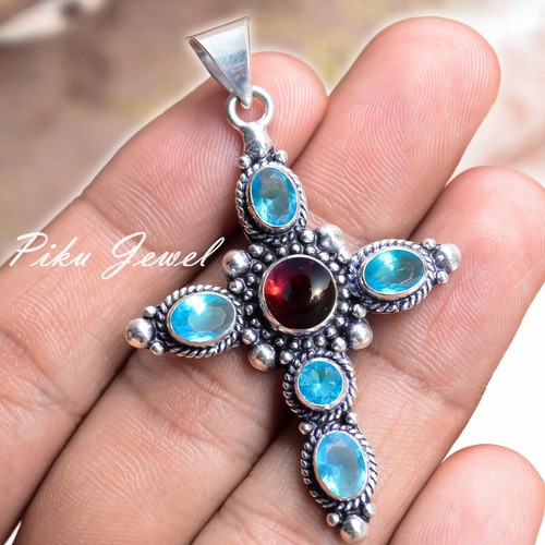 Ciondolo croce cristiana in argento sterling 925 con topazio blu svizzero e... - Foto 2 di 5
