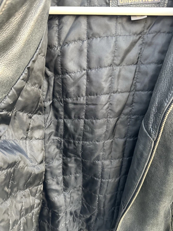 Structure Urbanwear Black leather jacket Men insulated Full zip Motorcycle Bike - Image 3 of 4