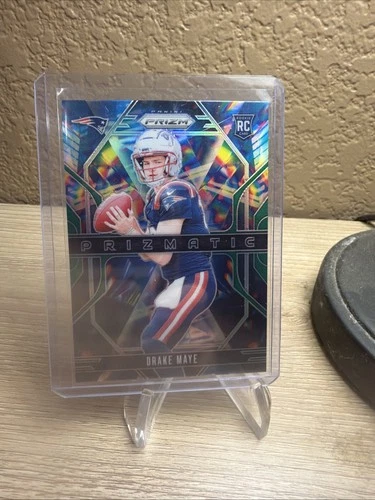 2024 Panini Prizm - Prizmatic Drake Maye #2 Green Prizm (RC)