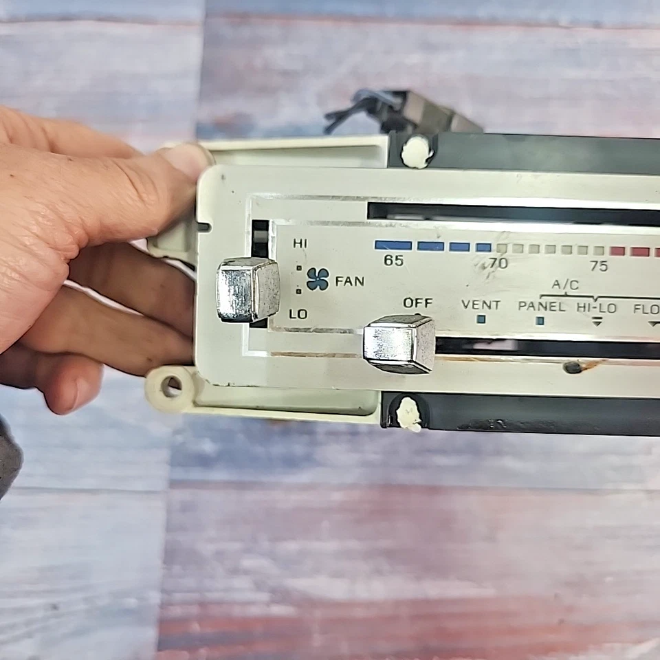 Lincoln E0VH18532AC Town Car Mercury Grand Marquis OEM control de clima para piezas Foto 4 de 4