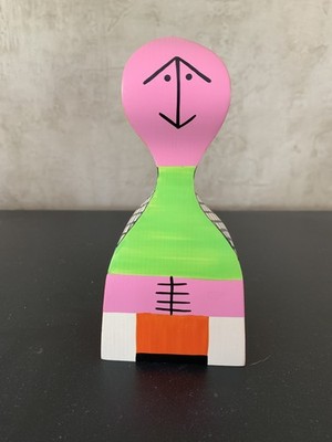 Vitra Wooden Dolls No.19 Alexander Girard Figur