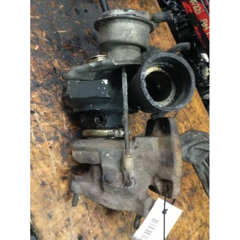 CYLINDER HEAD FOR VOLVO SERIE 70 (96-00) V70-S70-C70 COUPE C70 2.4 20V 1996 - Imagem 2 de 4