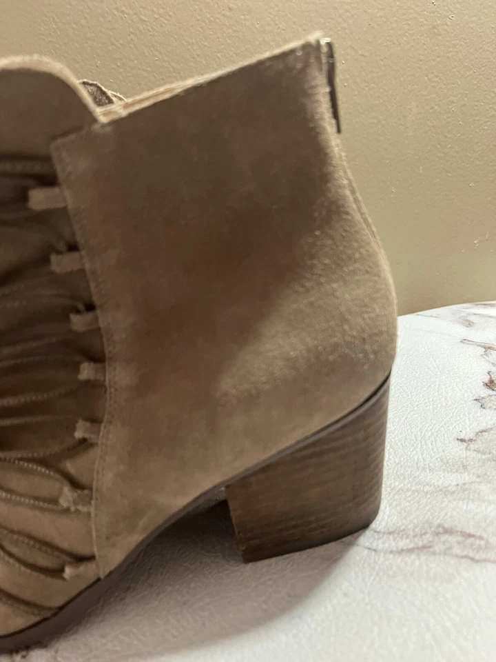 Botines de gamuza de vaca beige Sole Sole Society talla 10 M Foto 4 de 4