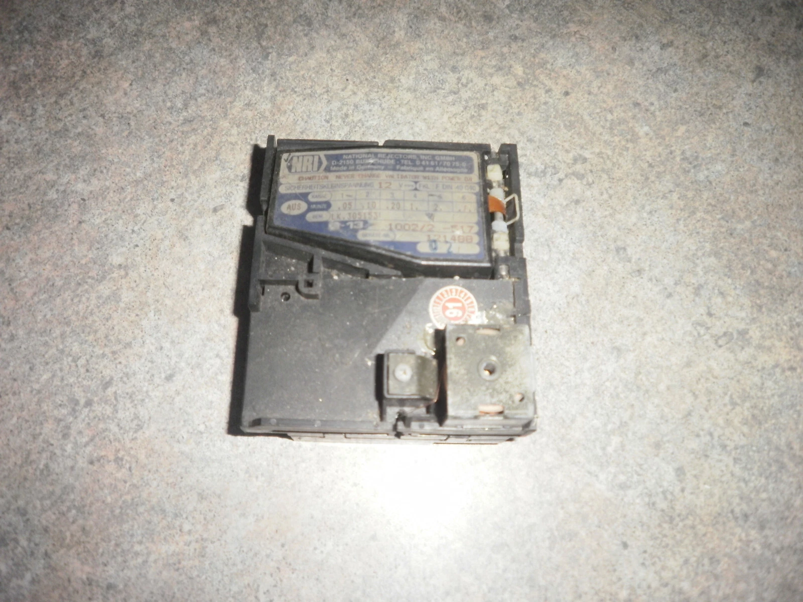 Picture 1 of 3