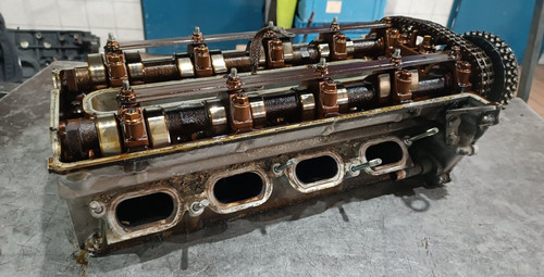 BMW E34 E32 E38 Zylinderkopf 530i 730i M60 Zyl 5-8 1729334 links + Nockenwelle