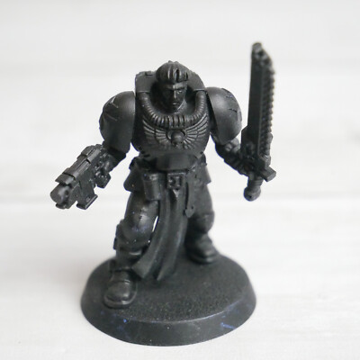 Warhammer 40K Space Marines Black Templar Single Figurine w Gun & Sword