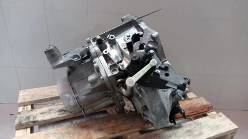 20ET52 Getriebe Ft für PEUGEOT 2020 193080 - Picture 2 of 9
