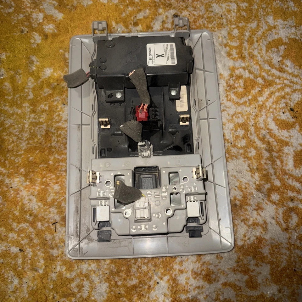 2013-2018 RAM 2500 FRONT OVERHEAD DOME LIGHTS ROOF LAMPS OEM - Image 4 of 4