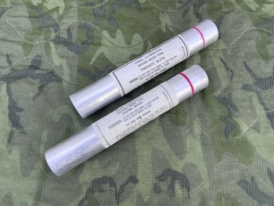 US. | Parachute Flares | White&Green Star-M127A1+M125A1 | Dummy! | Not Working!