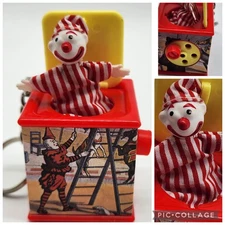 1998 Basic Fun "Jack In The Box" Toy Keychain Vintage