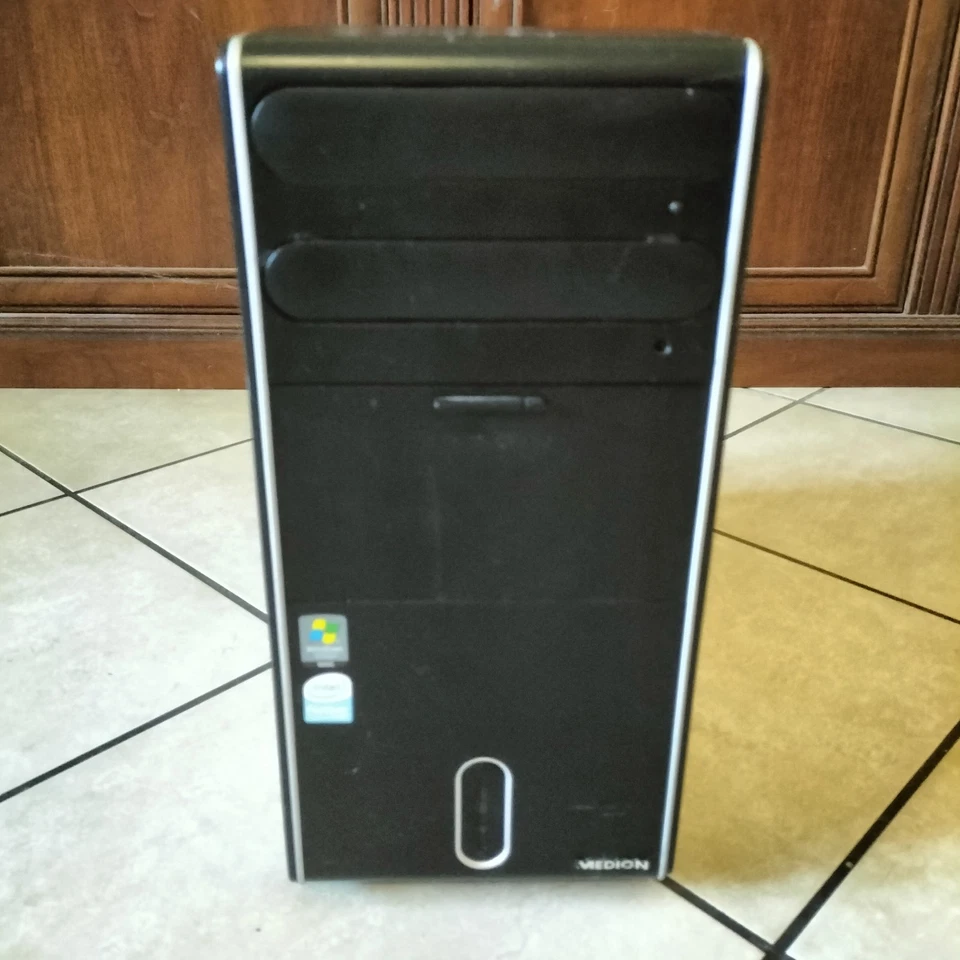 PC de escritorio WIndows XP CPU CoreDuo 1.6GHz RAM2GB HDD250GB MEDION MED MT ... - Imagen 2 de 4