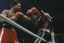 George Forman has his punch blocked by Jimmy Young at a Heavyweigh- Old Photo