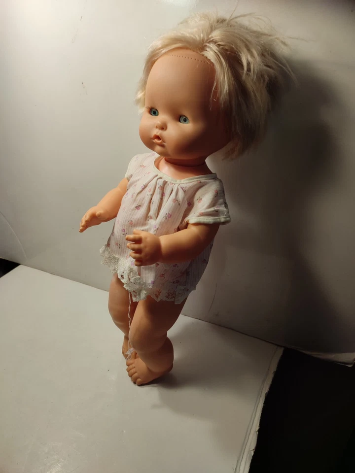 POUPEE NENUCO FAMOSA 69 AVEC PETIT HAUT VINTAGE 1980 BEL ETAT 40 CM - Photo 3/4