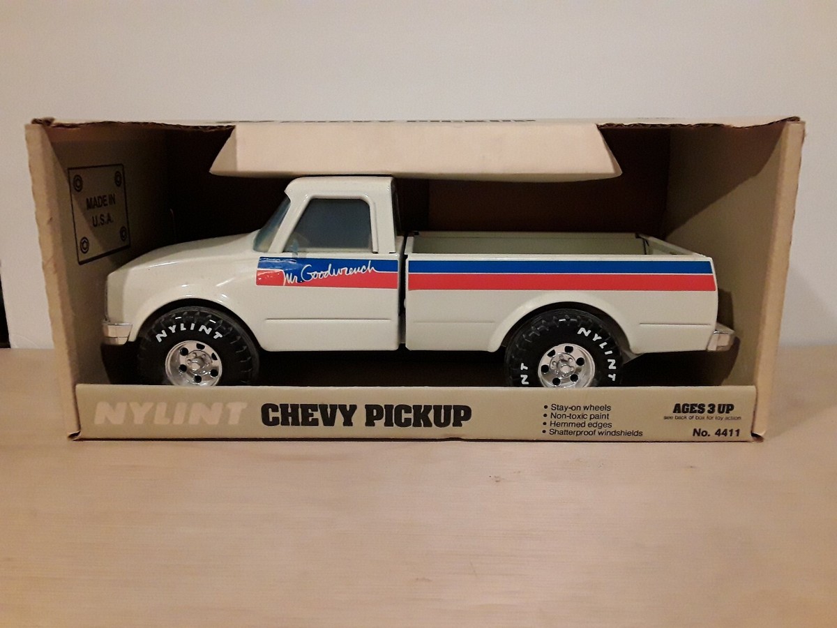 Vintage Nylint Mr Goodwrench Chevy Pickup Truck w box 4411