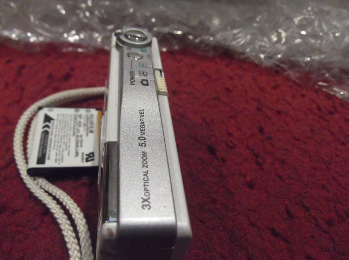 OLYMPUS IR-300 デジタルカメラ Olympus Olympus IR-300 AF 5.0MP 3x Digital Camera - White | eBay